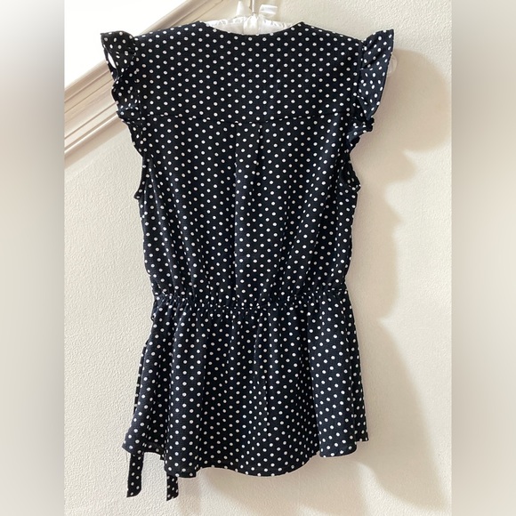 Monteau Los Angeles Surplice Neckline Faux Wrap Top Size Small (Junior’s) - Picture 2 of 11